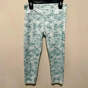 Girls Athleta size XL 14 crop leggings